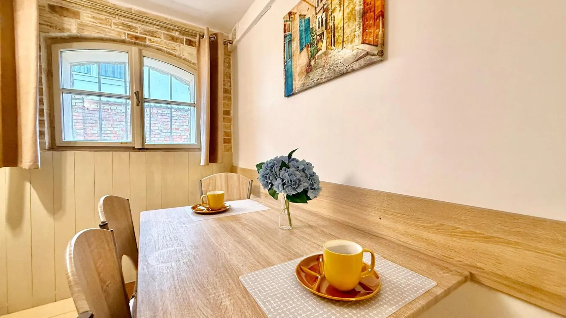 Hangulat Apartman Eger